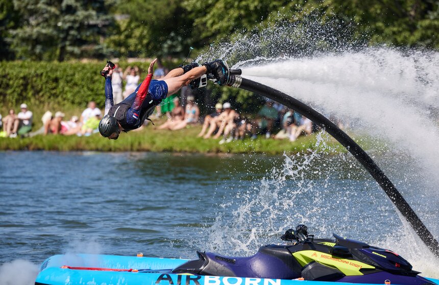 "Гидрофлай-фест" прошел в Измайловском парке в Москве 42 фото