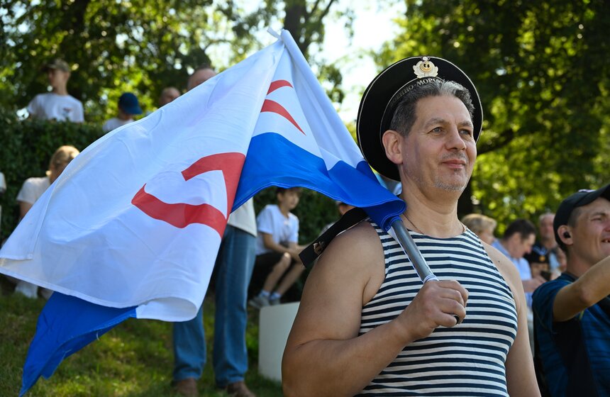 День Военно-морского флота отметили на Северном речном вокзале 9 фото