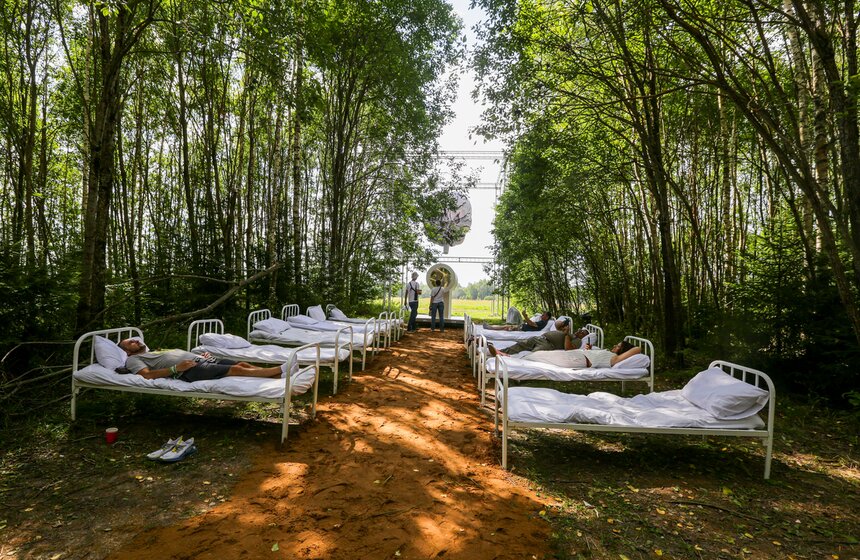 Пресс-тур фестиваля "Архстояние – 2025" прошел в парке "Никола-Ленивец" 12 фото