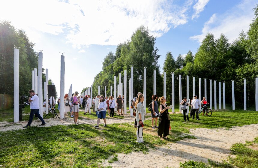 Пресс-тур фестиваля "Архстояние – 2025" прошел в парке "Никола-Ленивец" 23 фото