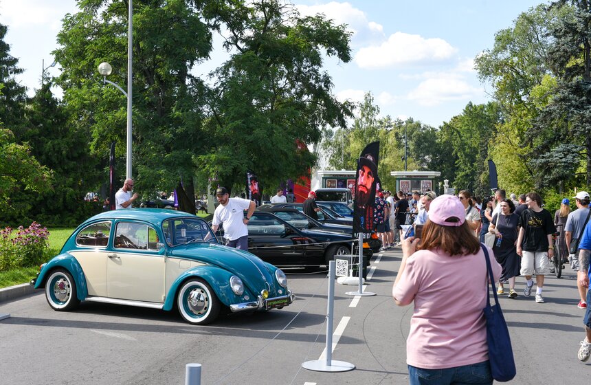 Автофестиваль "ПроДвижение" на ВДНХ собрал 270 тысяч гостей 18 фото