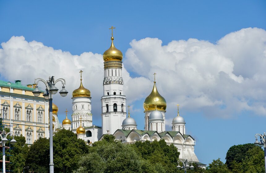 Церемония бракосочетания прошла во время круиза по Москве-реке 16 фото