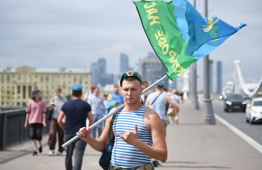 В Парке Горького прошел День ВДВ 11 фото