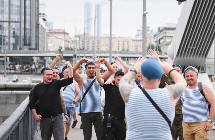 В Парке Горького прошел День ВДВ 3 фото