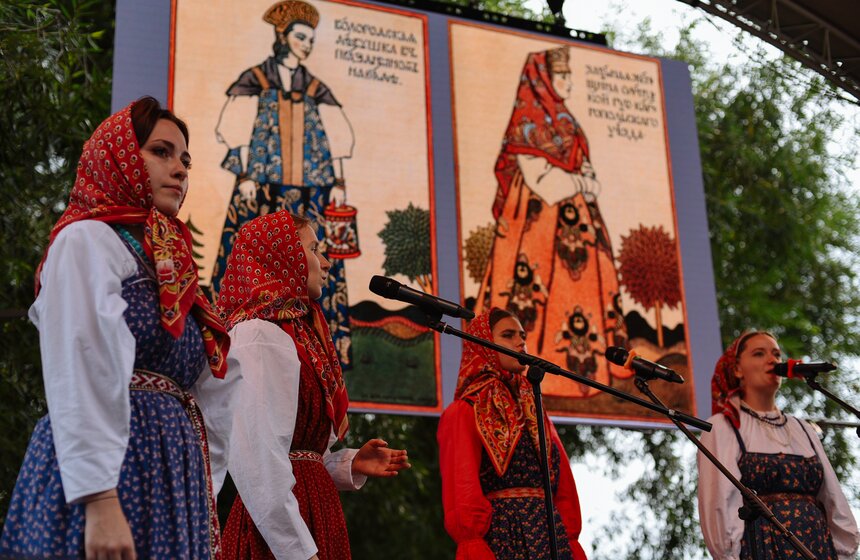 В музее-заповеднике "Коломенское" прошел фестиваль "Ремесло. Традиции. Искусство" 17 фото