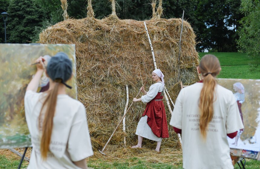 В музее-заповеднике "Коломенское" прошел фестиваль "Ремесло. Традиции. Искусство" 15 фото