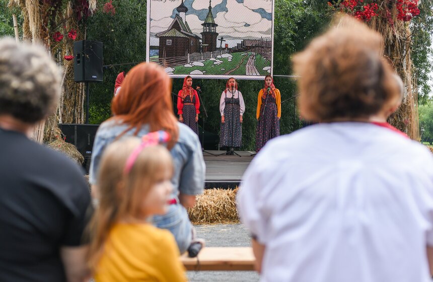 В музее-заповеднике "Коломенское" прошел фестиваль "Ремесло. Традиции. Искусство" 18 фото