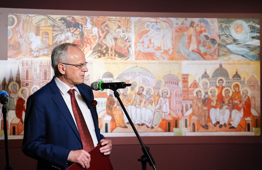 Выставка "Под небом голубым" открылась в Доме русского зарубежья 1 фото