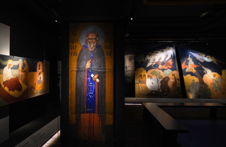 Выставка "Под небом голубым" открылась в Доме русского зарубежья 20 фото