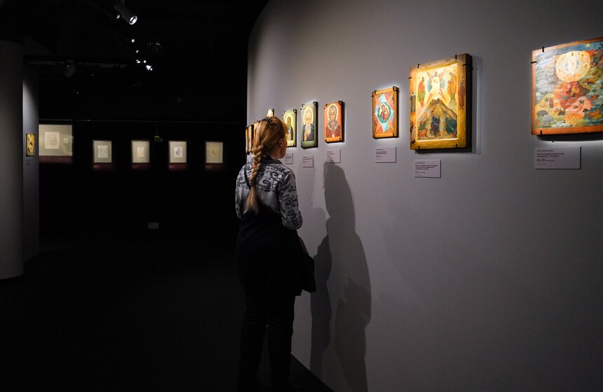 Выставка "Под небом голубым" открылась в Доме русского зарубежья 26 фото