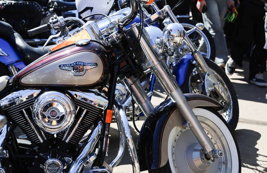 "Ночные волки" отметили открытие мотосезона в Байк-центре 10 фото