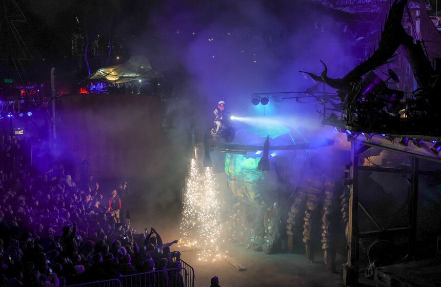 "Ночные волки" отметили открытие мотосезона в Байк-центре 31 фото