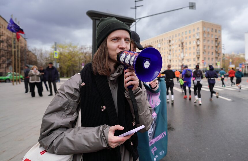 Более 23 тысяч человек приняли участие в Московском полумарафоне 20 фото
