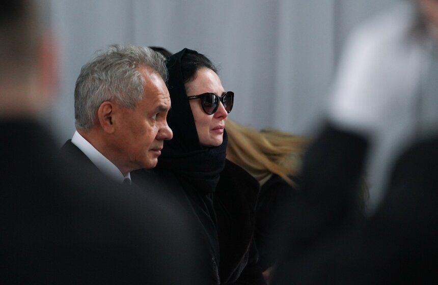 Журналиста Алексея Пиманова похоронили на Троекуровском кладбище 11 фото