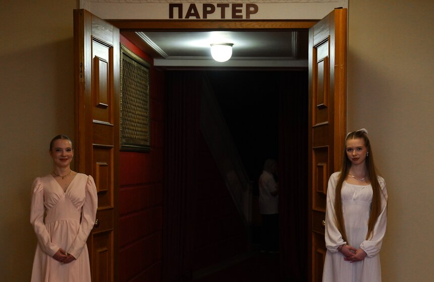 Встреча ветеранов к 81-й годовщине Победы прошла Театре Российской Армии 5 фото