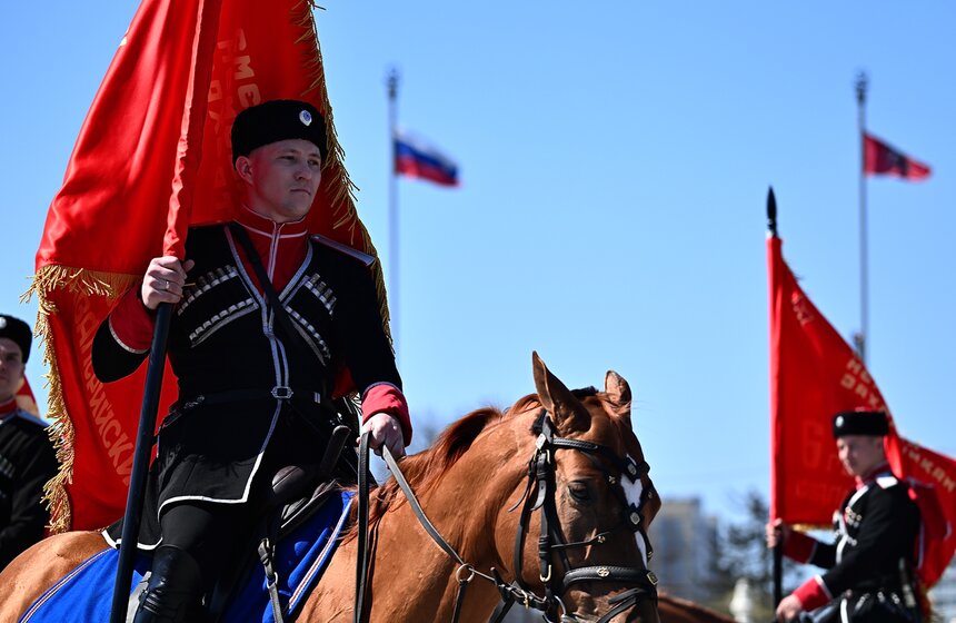 Сезон конных церемониалов открылся на ВДНХ 15 фото