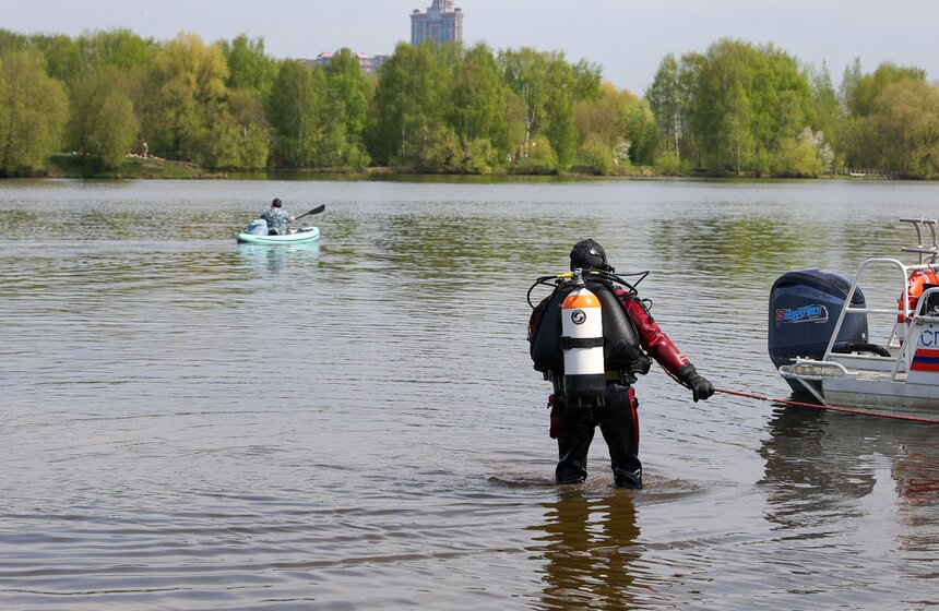 Водоемы Москвы начали готовить к открытию купального сезона 18 фото