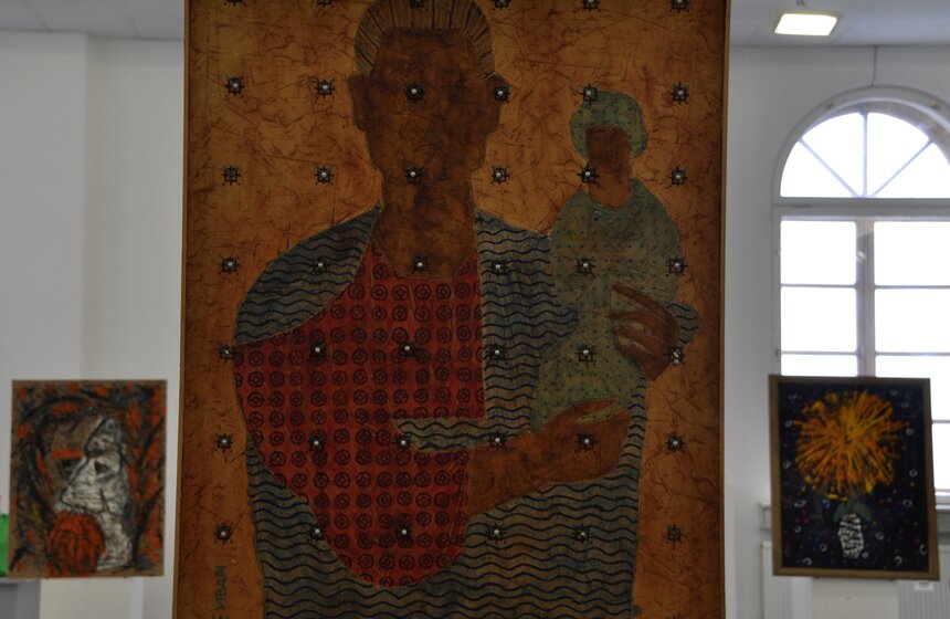 Выставка художника Ивана Акимова открылась в столице 3 фото