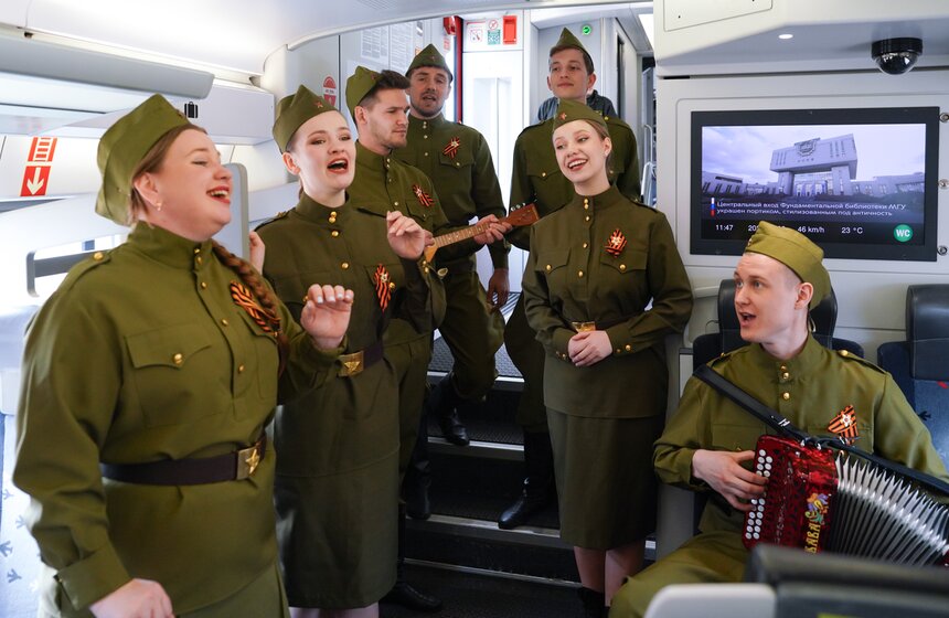 Театрализованный поезд в честь Дня Победы запустили на Белорусском вокзале 6 фото