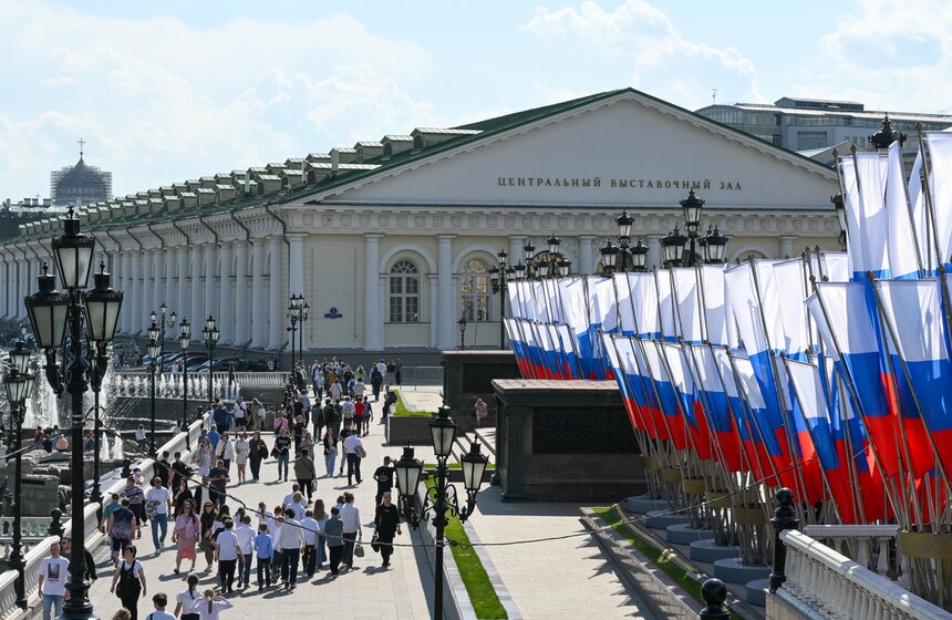 Москву украсили к 81-й годовщине Победы 14 фото