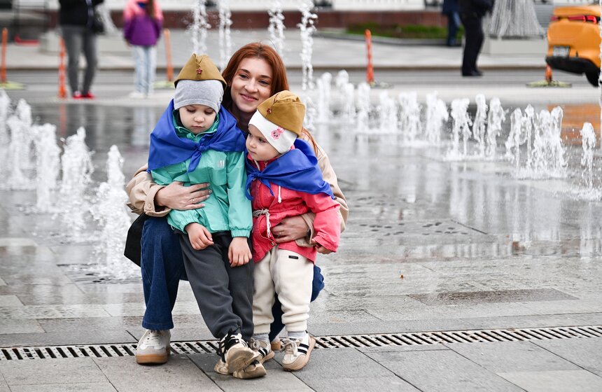 В Москве состоялась концерт-премия "Синий платочек" 4 фото