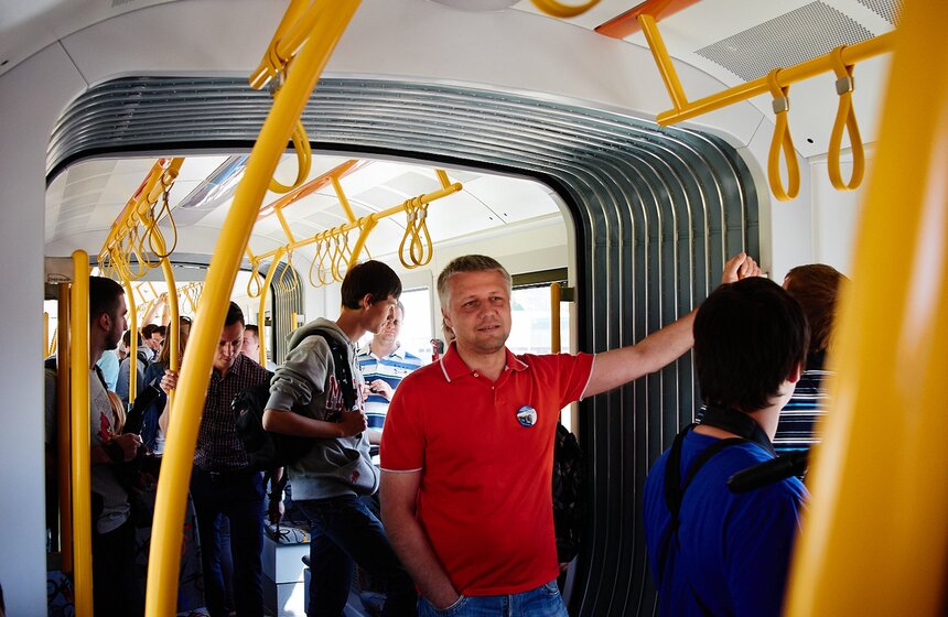Первый низкопольный трамвай появился в столице 13 фото