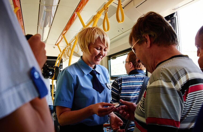Первый низкопольный трамвай появился в столице 14 фото