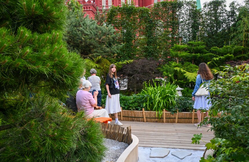 В центре Москвы открылись площадки фестиваля "Сады и цветы" 9 фото