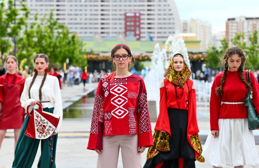 Фестиваль "День молодежи" прошел в парке "Ходынское поле" 25 фото