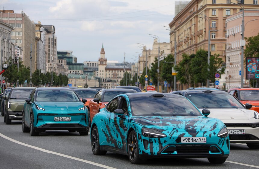 Второй Московский транспортный электрофестиваль прошел на Садовом кольце 29 фото