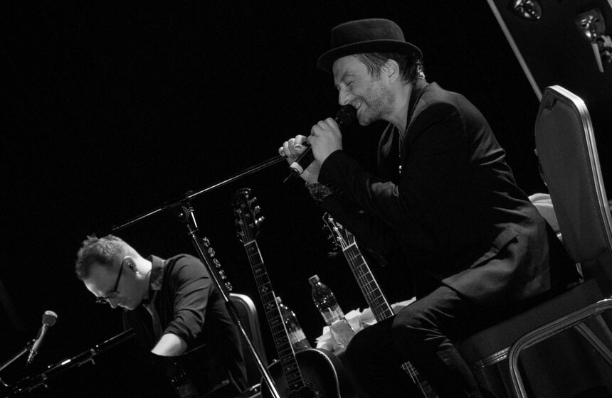 Рокер Глеб Самойлов спел песни Вертинского и прочитал стихи 7 фото