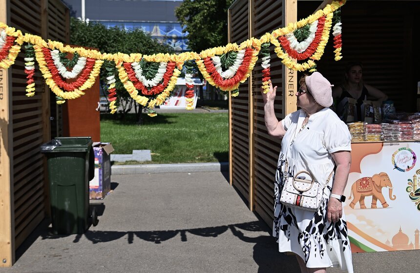 Фестиваль гостеприимства "Дружба народов" прошел на ВДНХ 29 фото