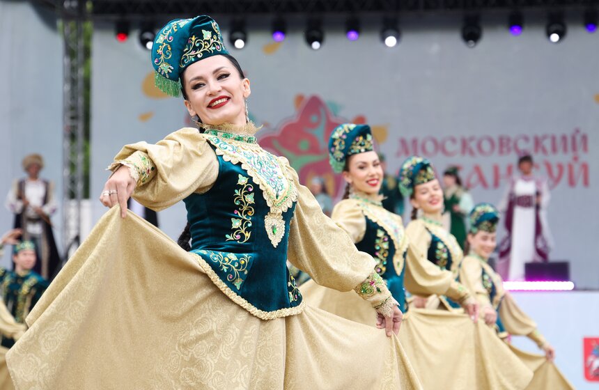 На территории музея-заповедника "Коломенское" провели "Московский Сабантуй" 6 фото