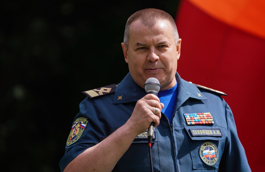Сотрудники МЧС в Москве провели квесты для детей по правилам безопасности 2 фото