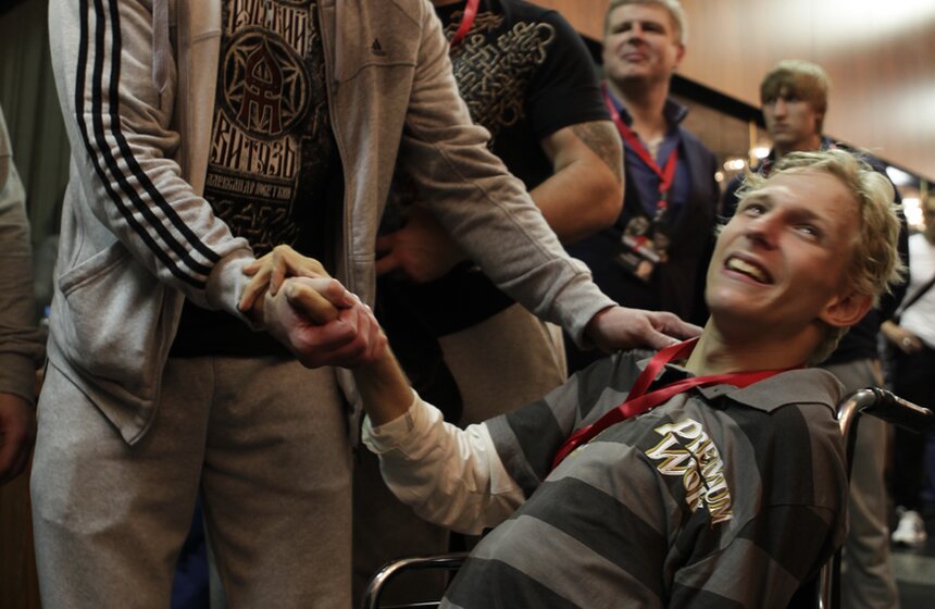 Александр Поветкин одержал победу над немцем Мануэлем Чарром 24 фото