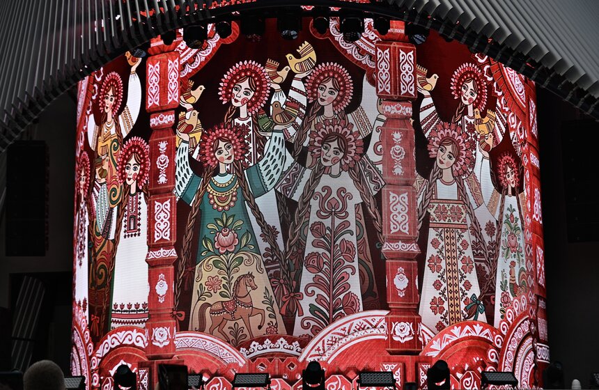 "Матрешка Москвы" представила программу ко Дню России 7 фото