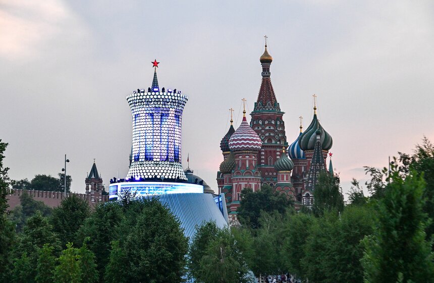 "Матрешка Москвы" представила программу ко Дню России 13 фото