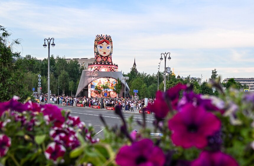 "Матрешка Москвы" представила программу ко Дню России 6 фото