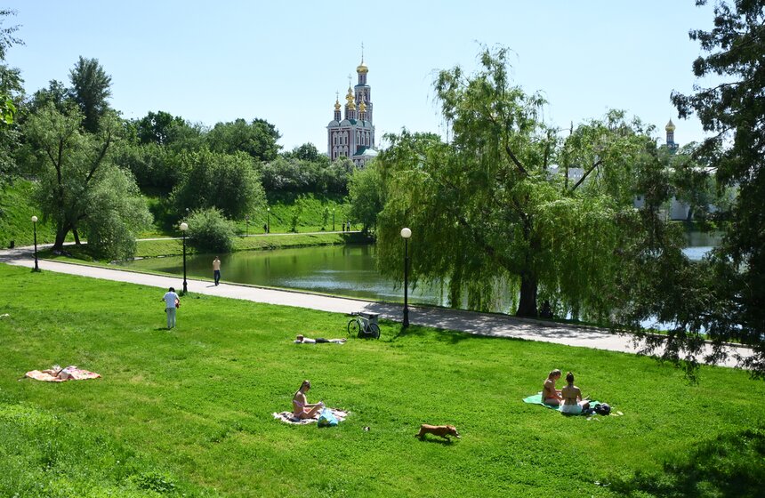 Новый температурный рекорд для 19 мая установлен в Москве 17 фото