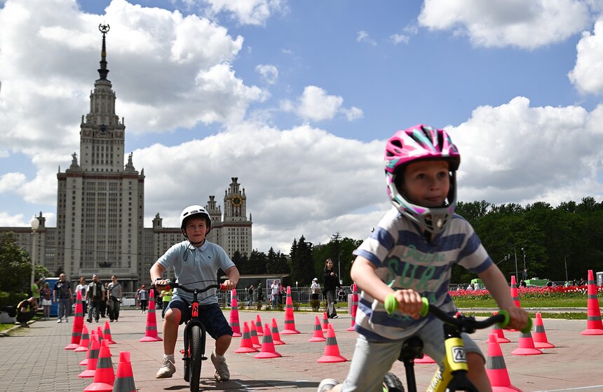 На Воробьевых горах прошел 14-й Московский мотофестиваль 1 фото