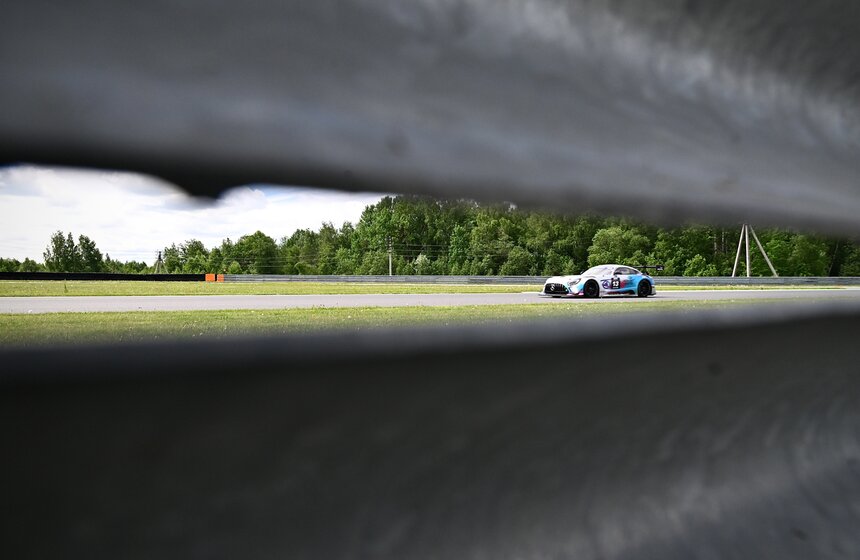 На трассе Moscow Raceway состоялась 12-часовая гонка 25 фото