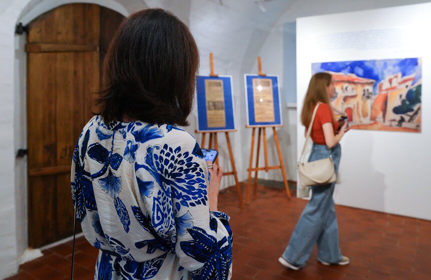 "Фиеста Петра Кончаловского" открылась в Музее МХАТ 14 фото