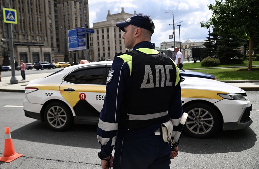 В Москве прошел рейд по проверке водителей такси 15 фото