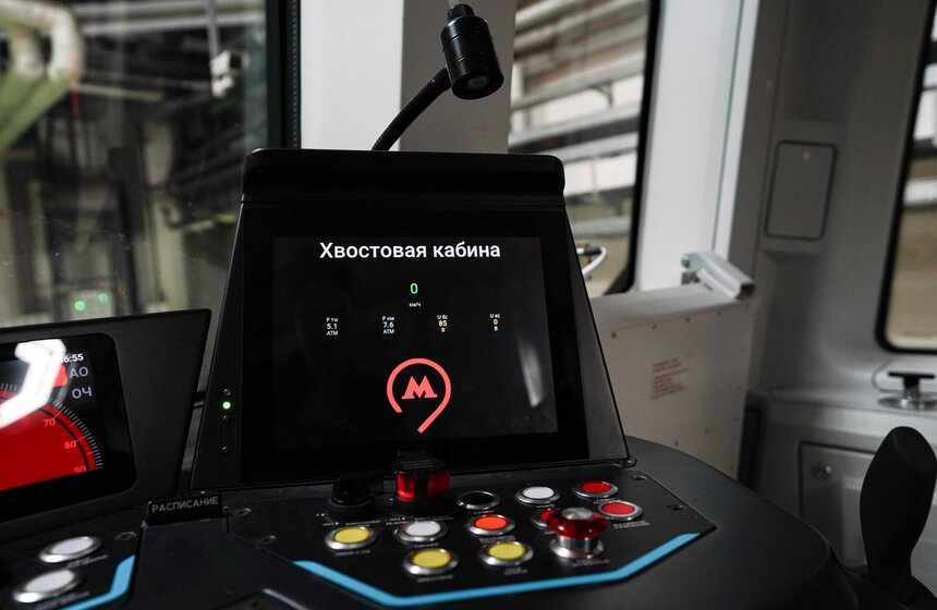 Обучение машинистов управлению поездами "Москва-2026" началось в депо "Солнцево" 4 фото