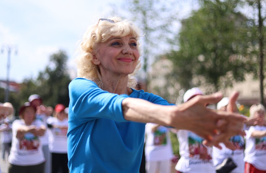 У Большого театра прошла тренировка ко Дню физкультурника 18 фото