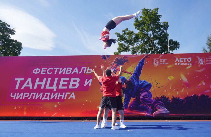 Фестиваль танцевальных видов спорта и чирлидинга прошел в "Лужниках" 22 фото