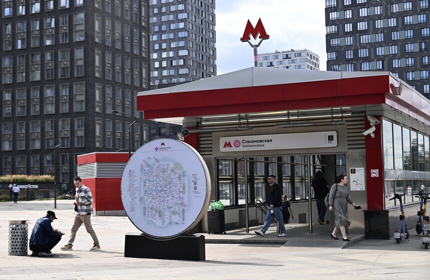 Детские стенды о правилах поведения появились в московском метро 1 фото