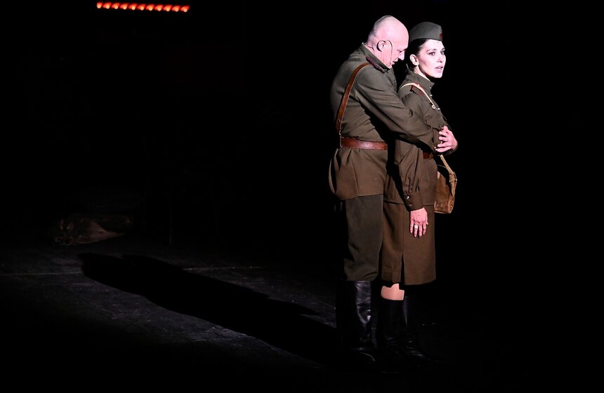 Память героев Сталинградской битвы почтили в Москве 26 фото