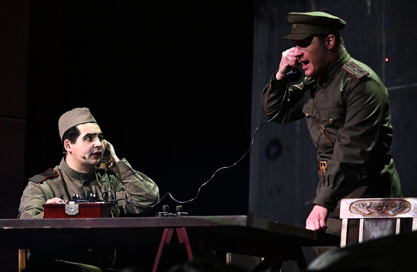 Память героев Сталинградской битвы почтили в Москве 33 фото