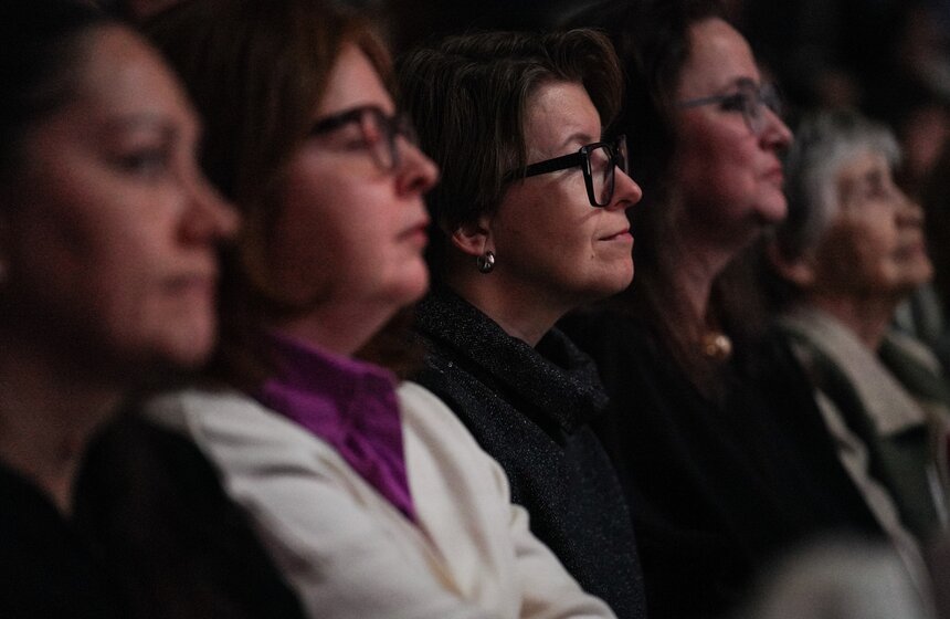 Спектакль-концерт "Бедные люди" представили в Москве 16 фото